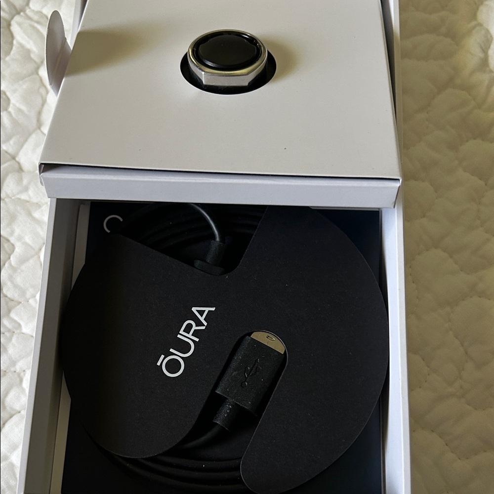 Oura Ring Gen 3 Heritage in Silver Size 9